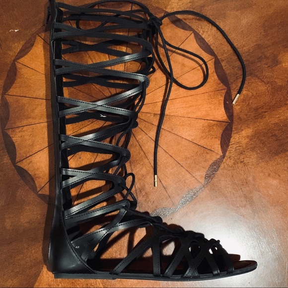 Journeys Madden girl kyro gladiator sandal NIB - Picture 3 of 8